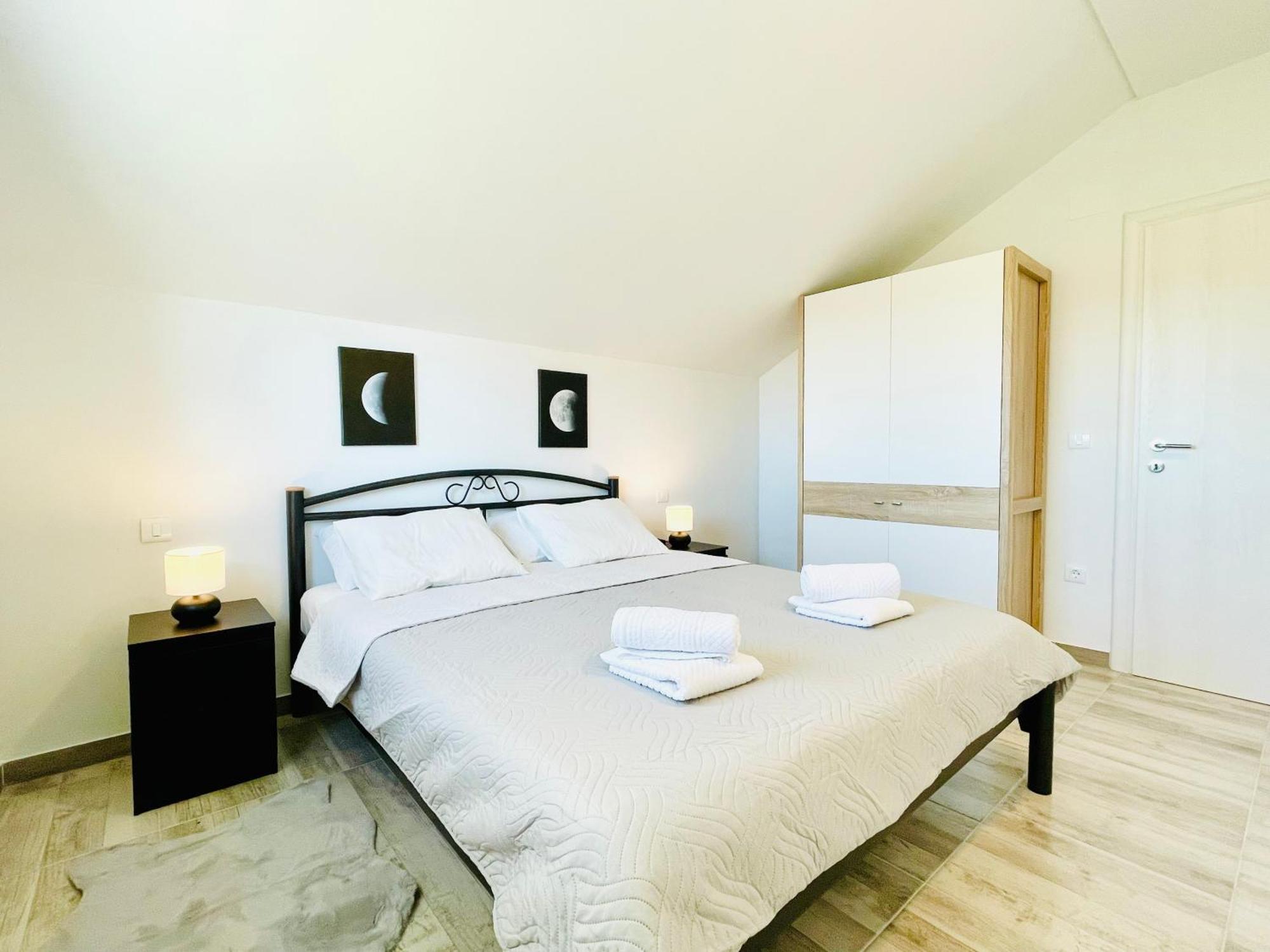 New Apartments Miya - Peroj Beach エクステリア 写真