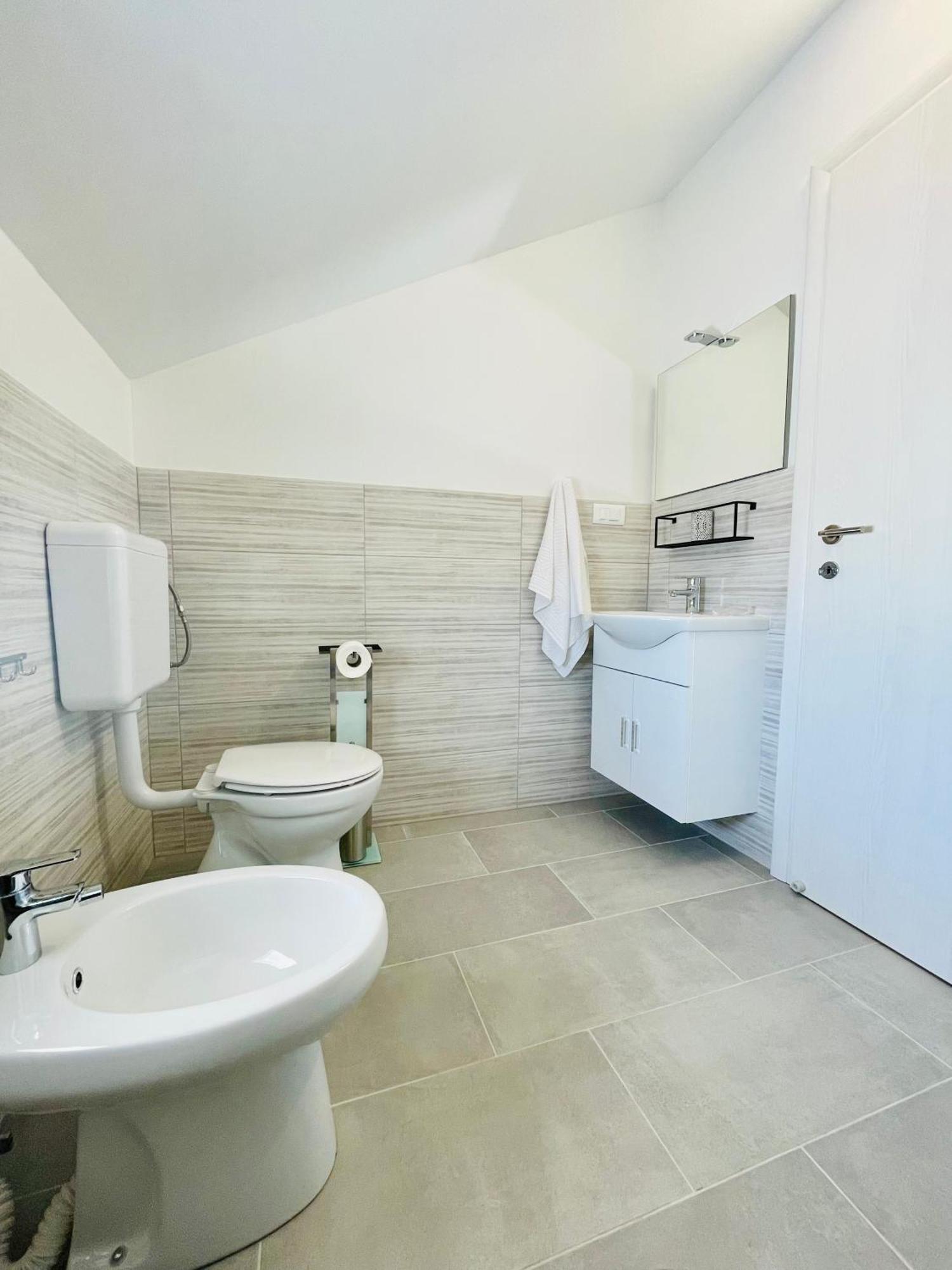 New Apartments Miya - Peroj Beach エクステリア 写真